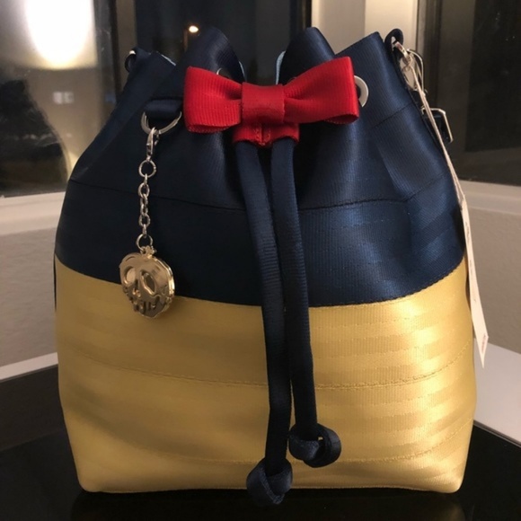 Harveys Handbags - Harvey's Disney Snow White backpack